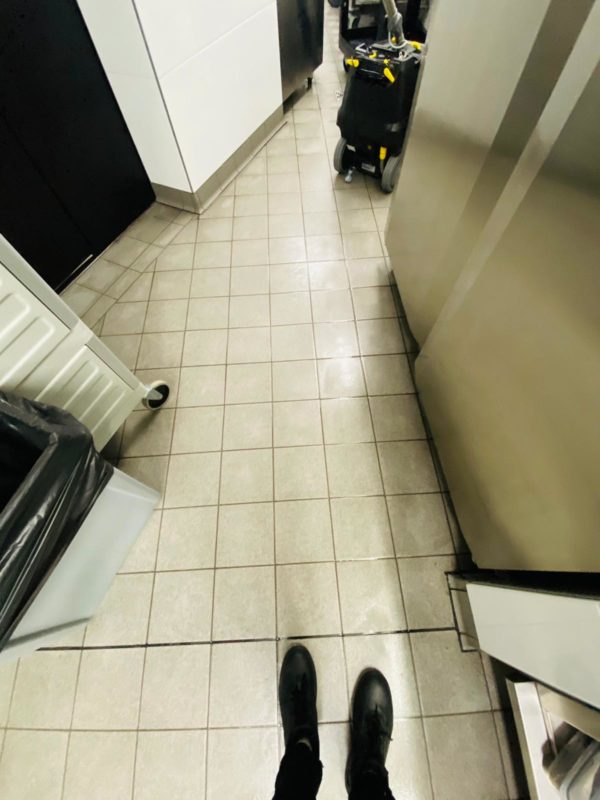 HOME CLEANING SERVICE