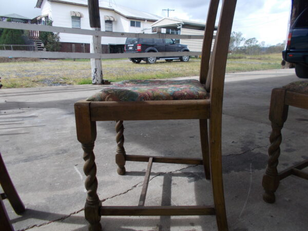 4 X VINTAGE LATE 1800’S EARLY 1900’S CHAIRS GREAT CONDITION $240