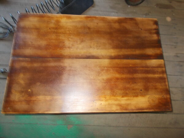 FANTASTIC REFURBISHED DISTRESSED SOLID TIMBER COFFEE TABLE TRADESMAN BUILT $350