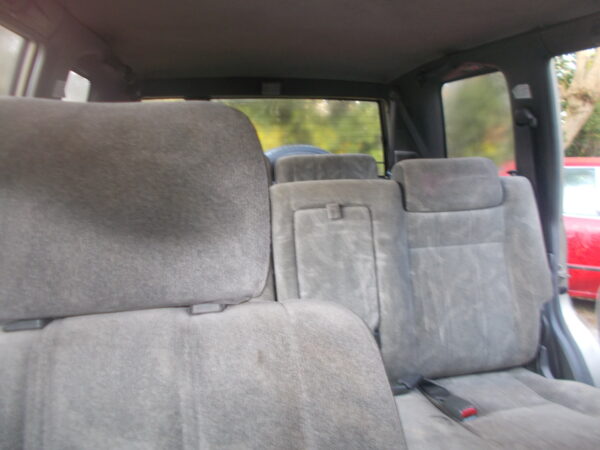 HOLDEN JACKAROO 3.00LT TURBO DIESEL 5 SPD MANUAL 7-SEATER WAGON $8500