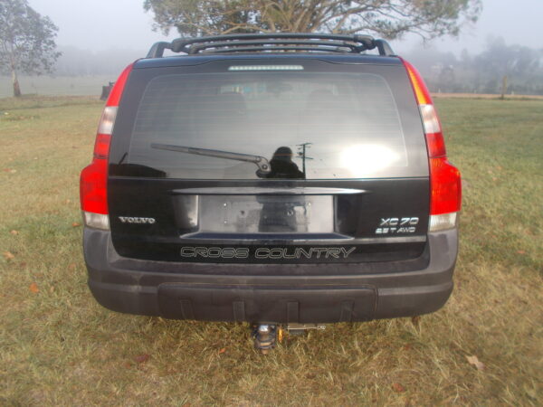 2003 VOLVO XC70 CROSS COUNTRY 5SPD AUTO 5CYL TURBO PETROL WAGON $5250