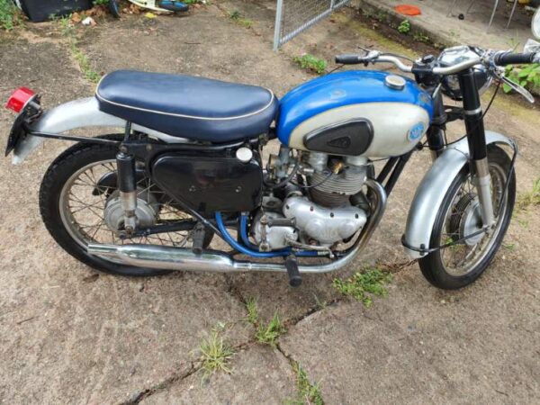 RARE 1961 AJS MODEL 31 CSR 650CC TWIN CYL WILL TRADE $14500 O.N.O