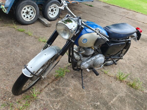 RARE 1961 AJS MODEL 31 CSR 650CC TWIN CYL WILL TRADE $14500 O.N.O