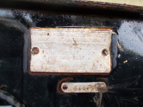 2 X 1963 HOLDEN EJ SEDANS ONE HAS NO RUST THE OTHER RUSTY PARTS CAR $12000